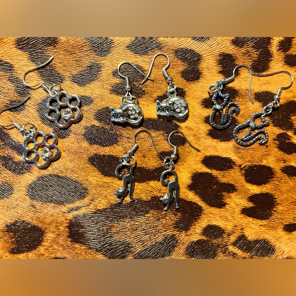 Cute cats lovers earrings